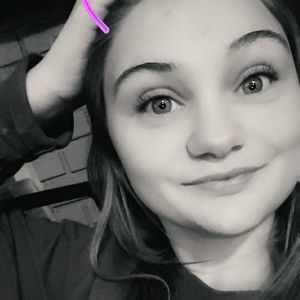 Meet your Posher, Lacee